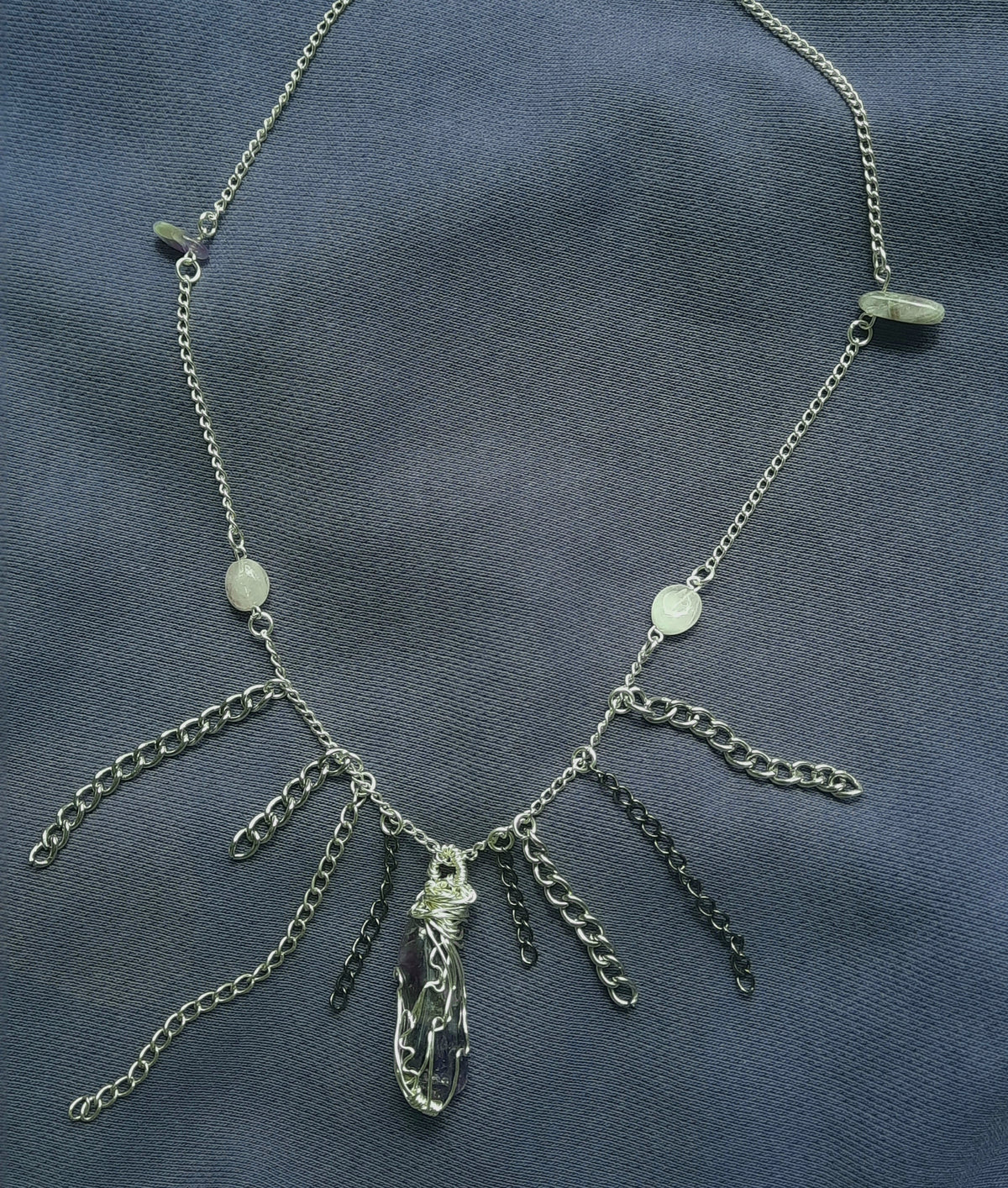 "Offbeat" necklace