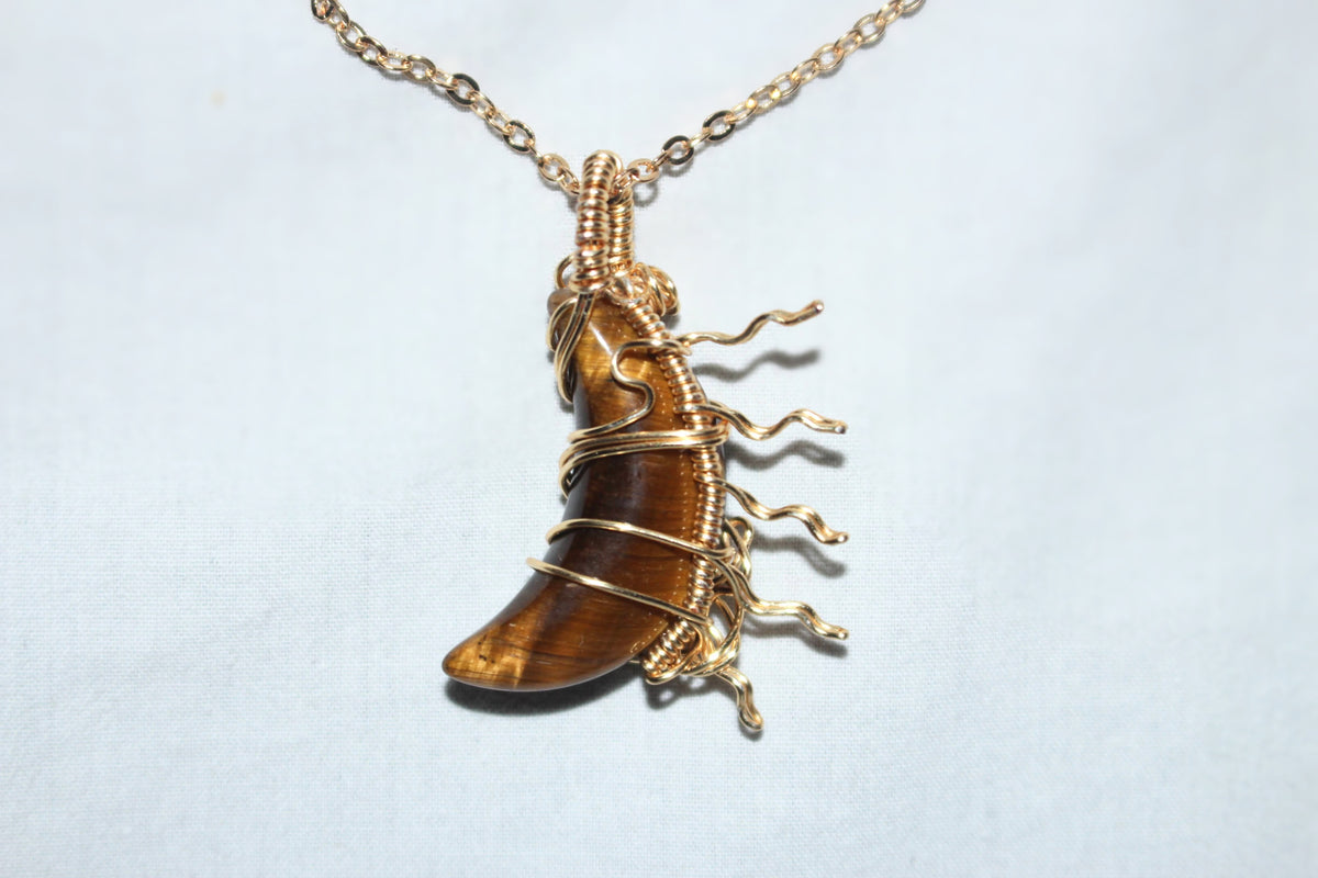 ☆ Tiger's Eye moon necklace ☆