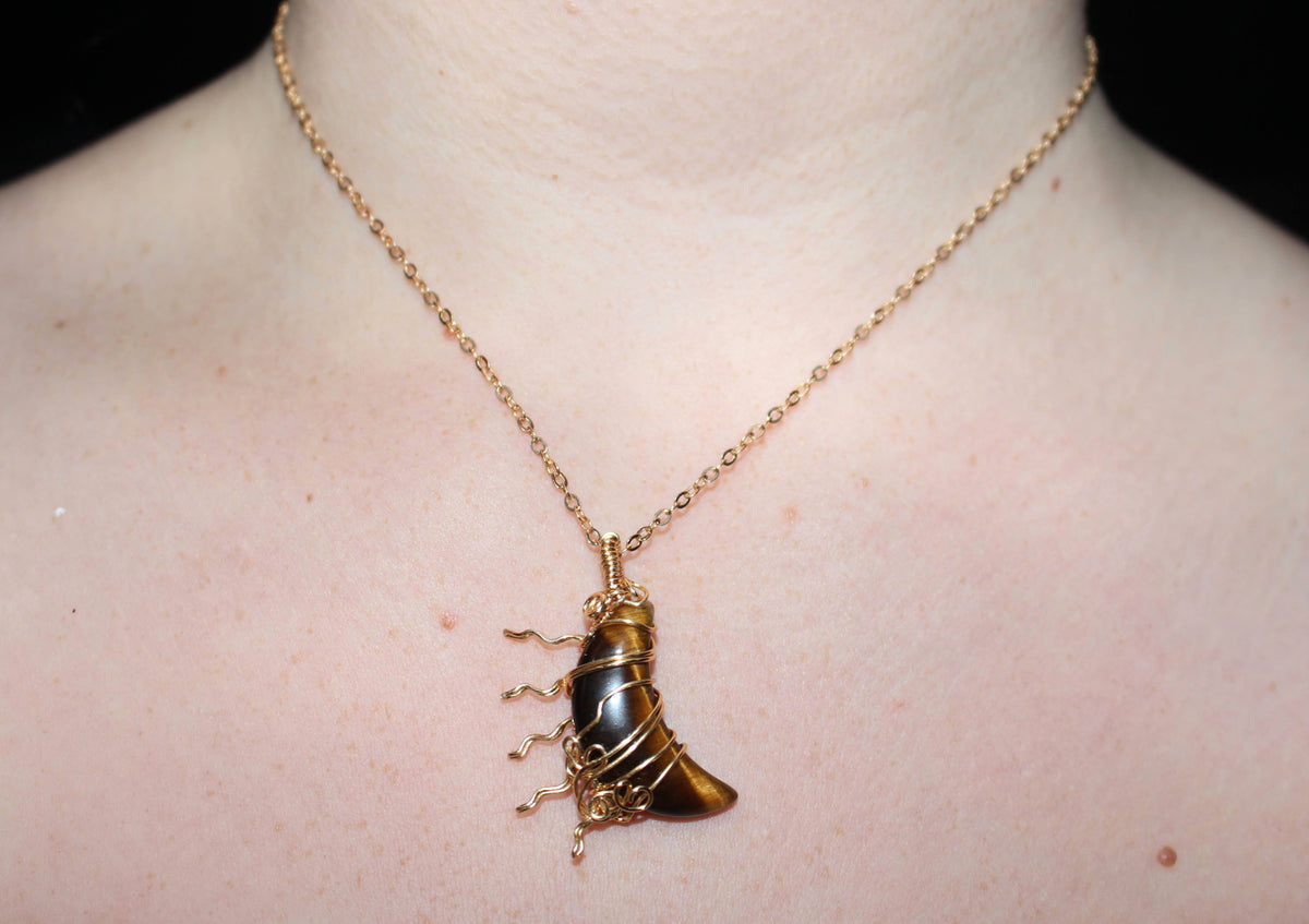☆ Tiger's Eye moon necklace ☆